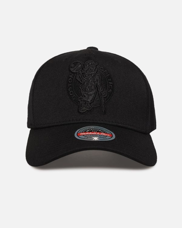 Mitchell & Ness Boston Celtics 'Triple Black Core Classic' MVP Snapback Black